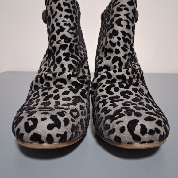 Blowfish Gray Leopard Ankle Booties - Picture 3 of 6